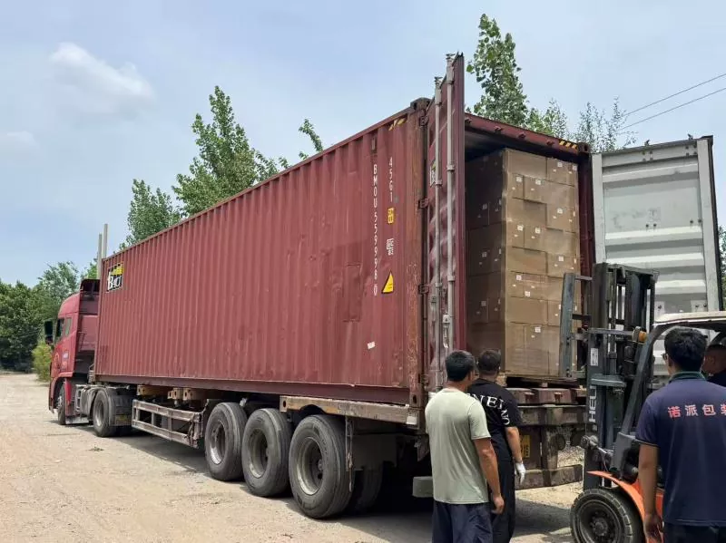 اعلیٰ معیار کے ٹیپ کے 40,000 رولز براہ راست جاپان بھیجے گئے: بیرون ملک آرڈر کامیابی کے ساتھ پہنچایا گیا